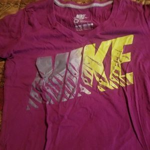 Medium purple nike tee